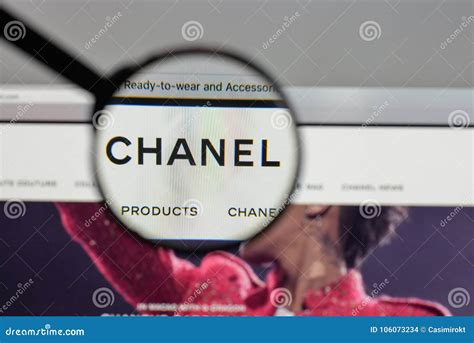 cosa vende chanel|Chanel italy website.